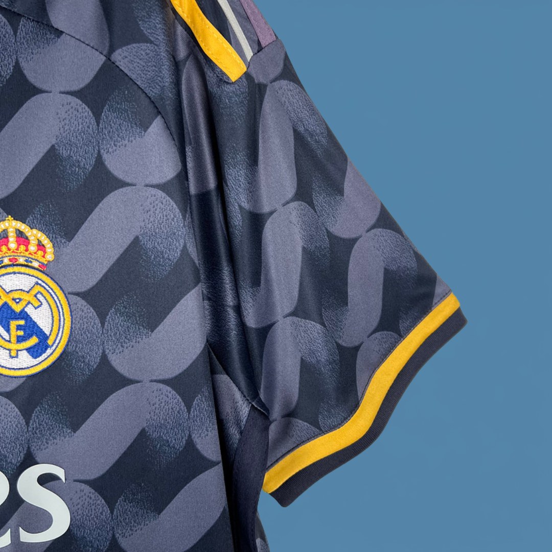 Camiseta Visitante Real Madrid 23/24
