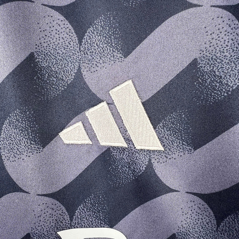 Camiseta Visitante Real Madrid 23/24