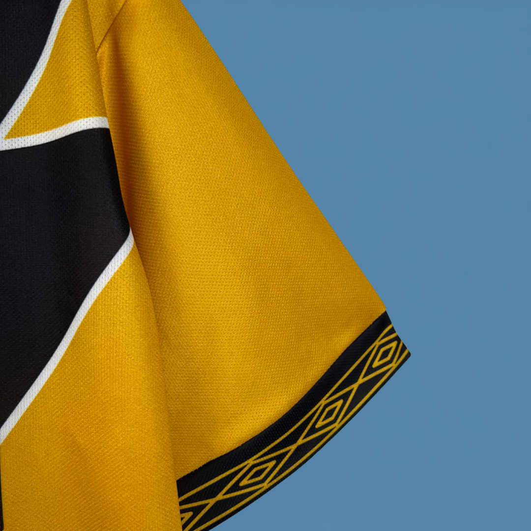 Tercera Equipación Rayo Vallecano 23/24